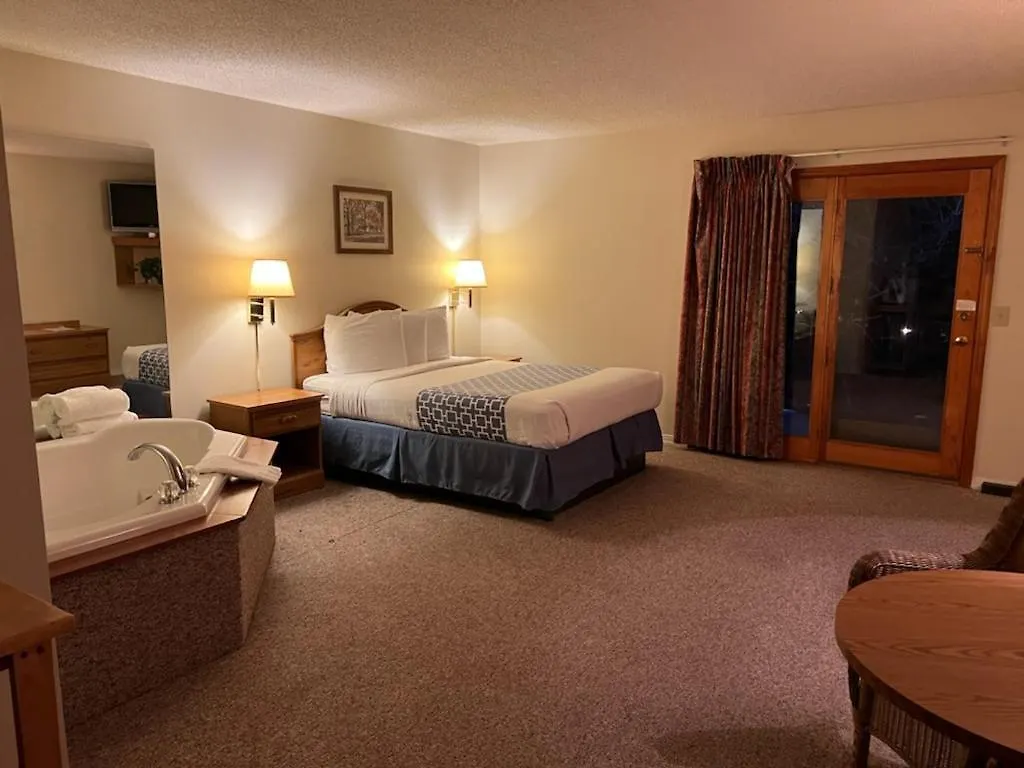 Four Seasons Motel
