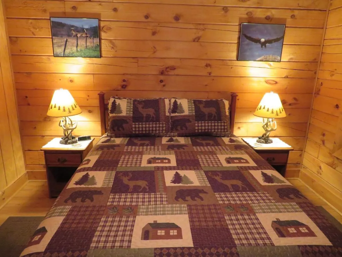 Misty Creek Log Holiday home