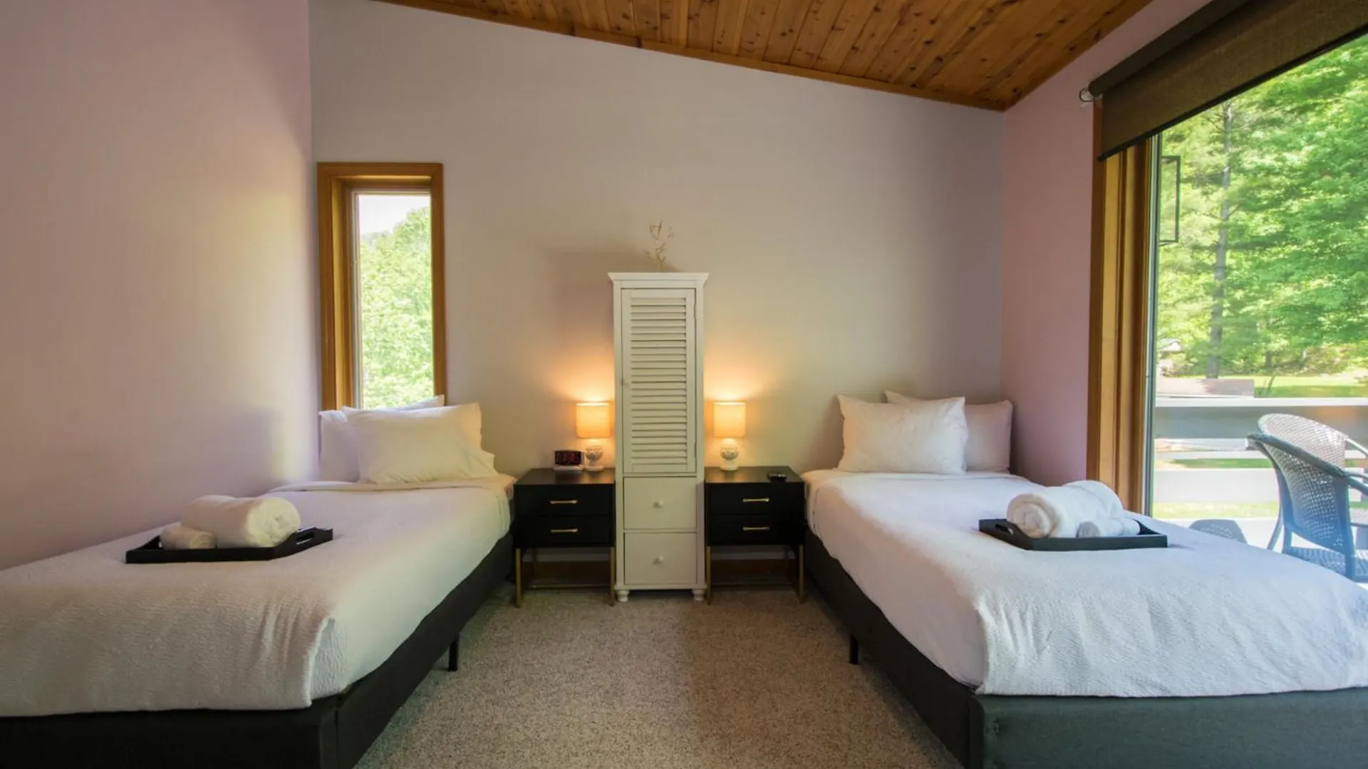 Modern, Sleeps 6, Amazing Views * Maggie Valley
