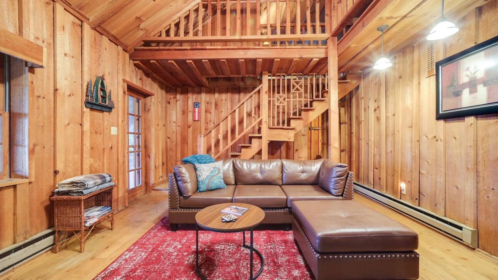 Holiday home Rustic With Mountain Views!