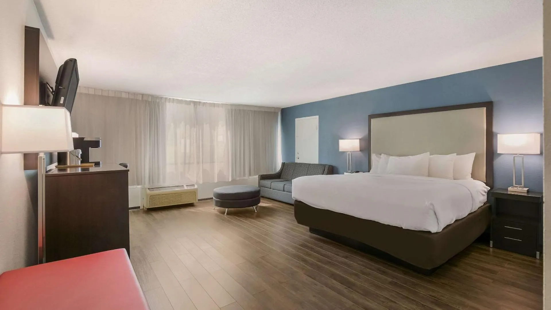 Clarion Conference Center 2*