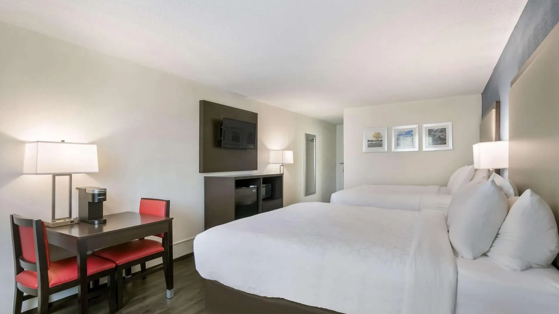 Clarion Conference Center Hotell 2*