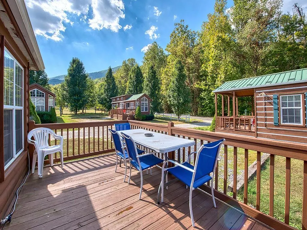 度假居 Maggie Valley Cabin Rentals 马吉谷