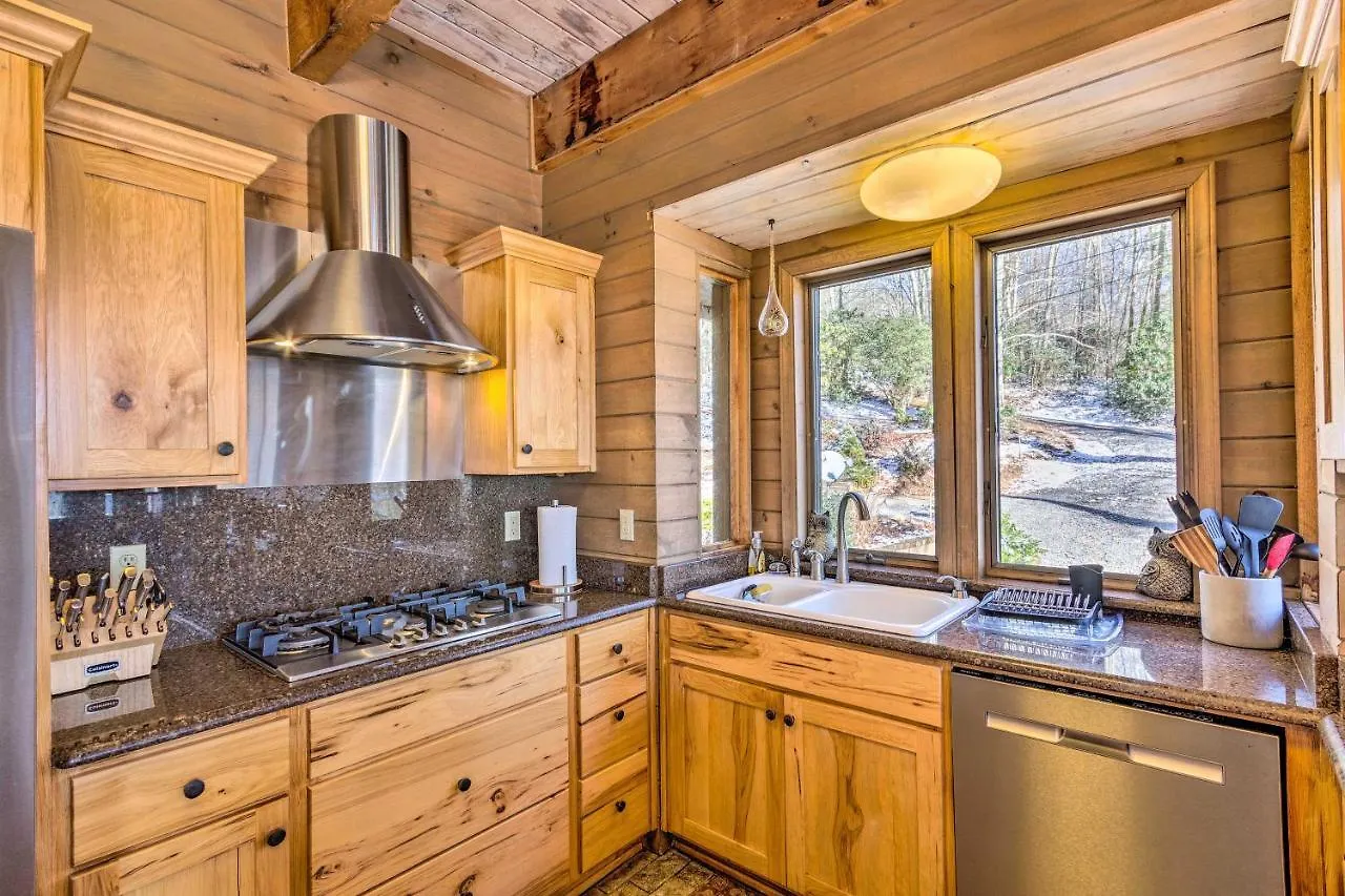 Luxe Blue Ridge Mountain Retreat With Sauna And Creek! Maggie Valley