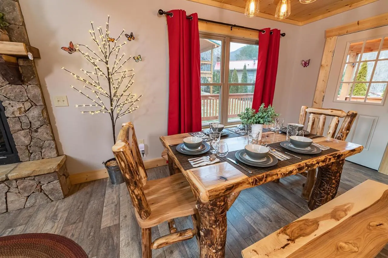 The Red Fox Cabin