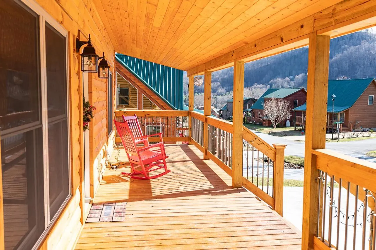 Holiday home The Red Fox Cabin Maggie Valley