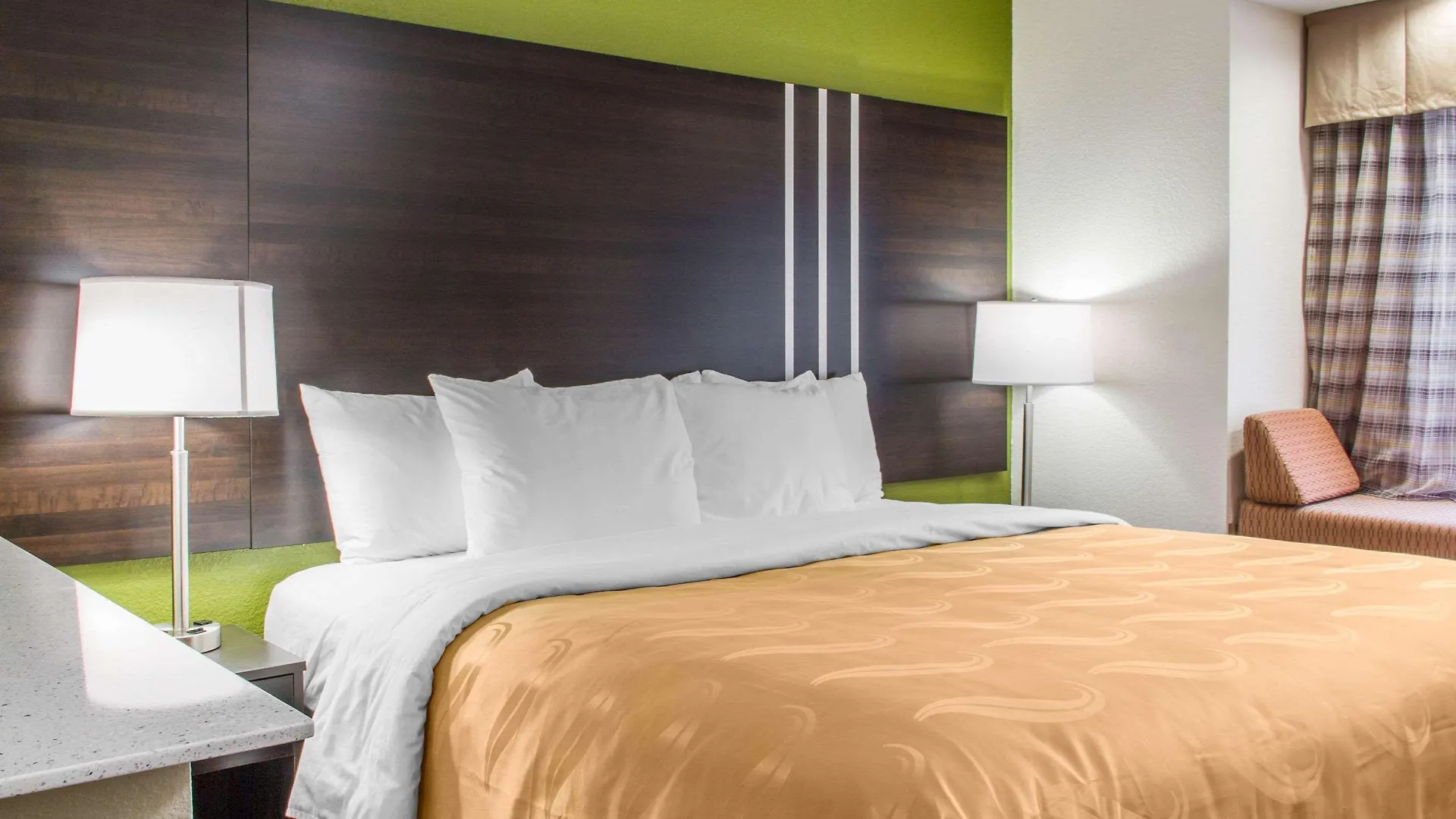 Quality & Hotel 2*