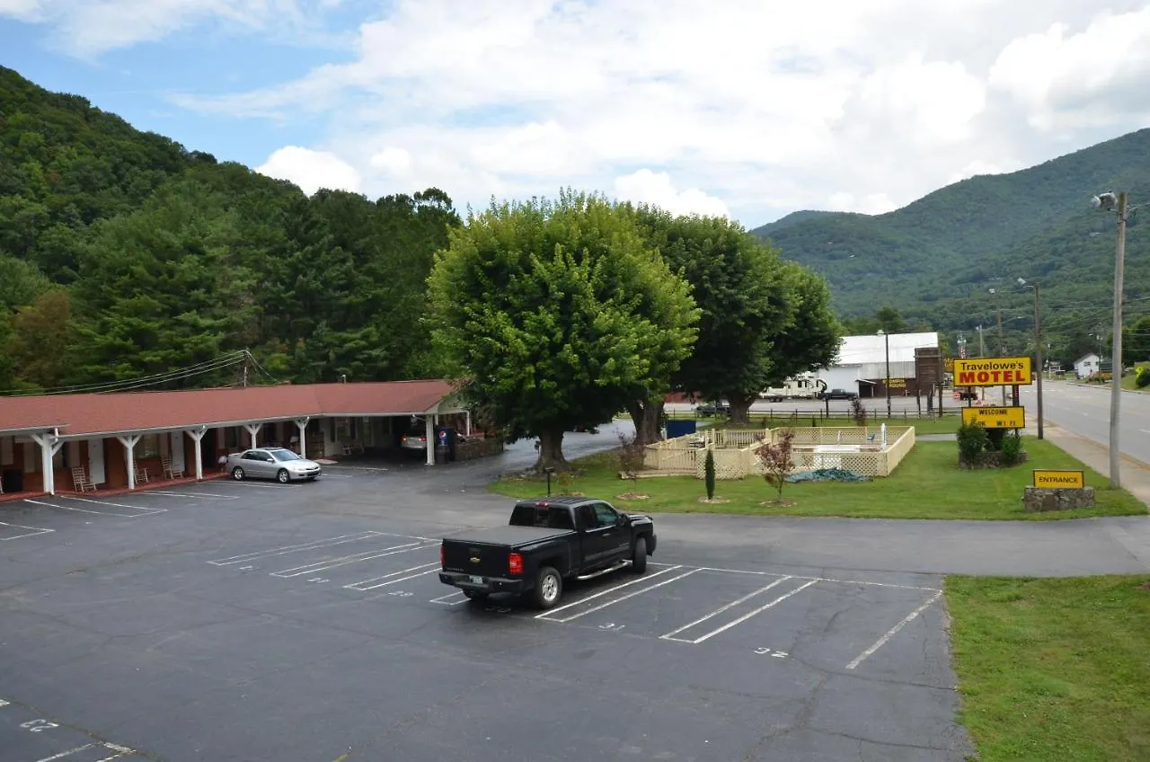 Motel Travelowes - Maggie Valley